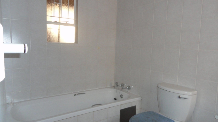 1 Bedroom Property for Sale in Die Bult North West